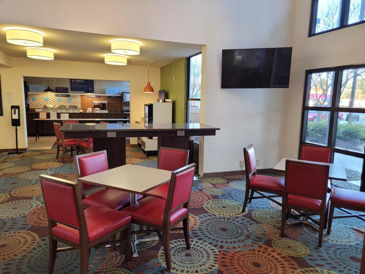 Holiday Inn Express Anderson I-85 - Exit 27- Highway 81 By Ihg Exterior photo