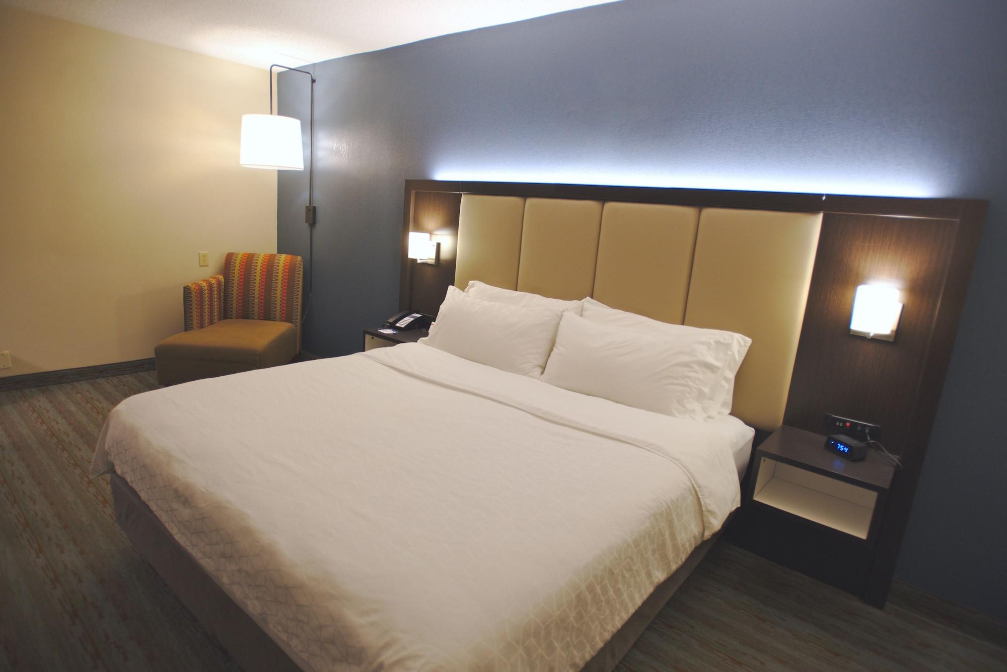 Holiday Inn Express Anderson I-85 - Exit 27- Highway 81 By Ihg Exterior photo