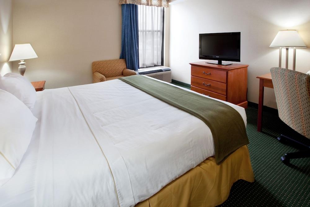 Holiday Inn Express Anderson I-85 - Exit 27- Highway 81 By Ihg Exterior photo