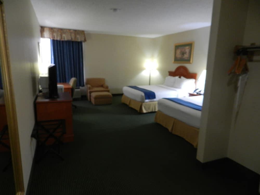 Holiday Inn Express Anderson I-85 - Exit 27- Highway 81 By Ihg Exterior photo